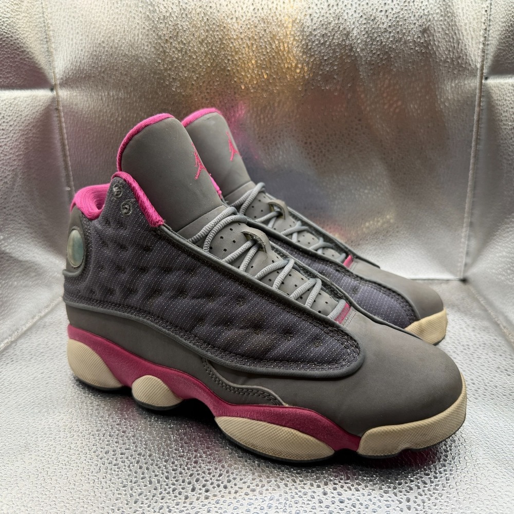 Size 6.5Y Jordan 13 Retro Cool Gray Fusion Pink (GS) Girls Sneakers 439358-029 - Picture 1 of 10